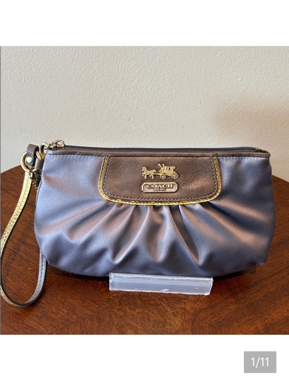 Coach Amanda wristlet vintage 42032 gray satin/gray leather trim/piping excellen